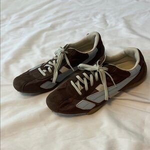 Women’s Vintage LA Gear Sneakers